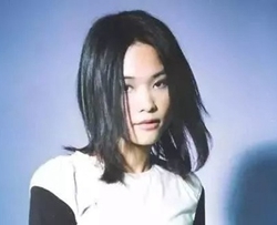 城里的月光曲谱 B调 吉他谱