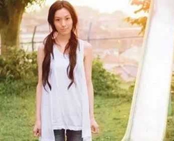 一个像夏天一个像秋天曲谱 B调 吉他谱