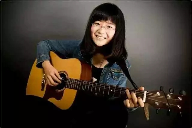 她说每个人的心中都有一首歌曲谱G调吉他谱第(4)页