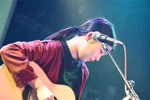 碌碌曲谱D调吉他谱第(3)页