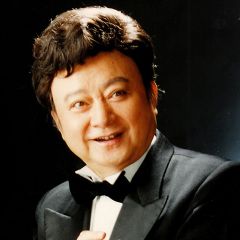 胡松华