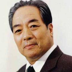 袁阔成