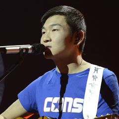 王峥嵘吉他谱