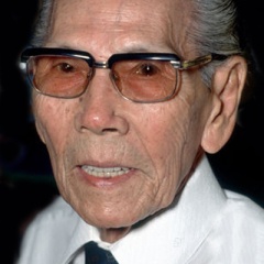 靓次伯