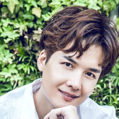 <b>张圣启</b>吉他谱