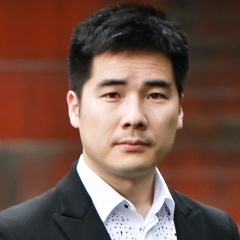龙奕