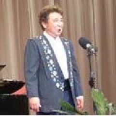 富立明