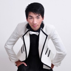 小霆