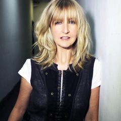 Donna Lewis