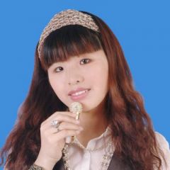 何笑笑