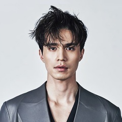 李栋旭