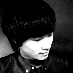 August吉他谱