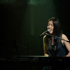 Her Min吉他谱