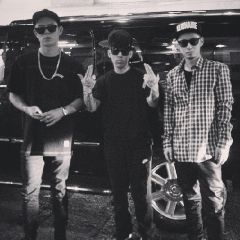 ILLIONAIRE RECORDS