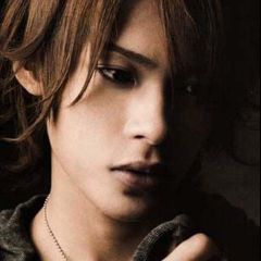 上田竜也吉他谱