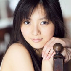 新川優愛