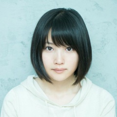 新山詩織