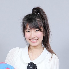 中津真莉子