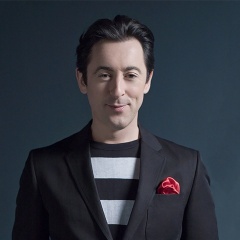 Alan Cumming