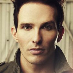 <b>Chris Wallace</b>吉他谱