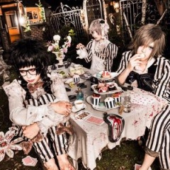 PIGLOW in GLOOMY吉他谱