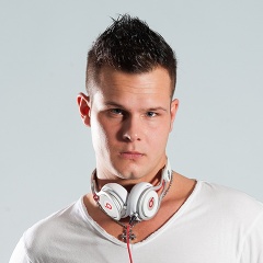 Danny Suko吉他谱