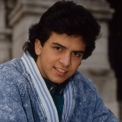 <b>Glenn Medeiros</b>吉他谱