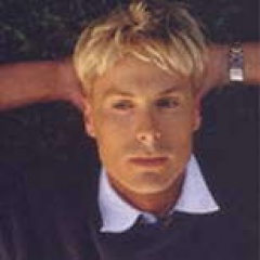 <b>Phoenix Stone</b>吉他谱