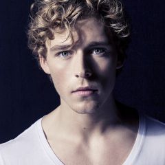 Christopher吉他谱