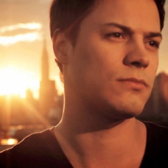 <b>Felipe Santos</b>吉他谱