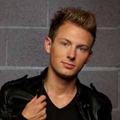 Taylor Mathews吉他谱