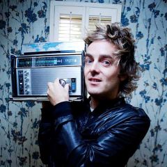 Adam Freeland吉他谱