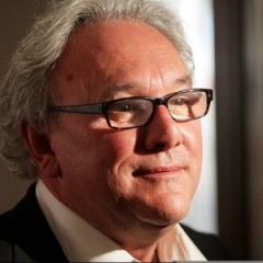 Trevor Horn吉他谱