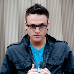 dUSTIN tAVELLA吉他谱