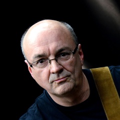 Jacques Stotzem吉他谱