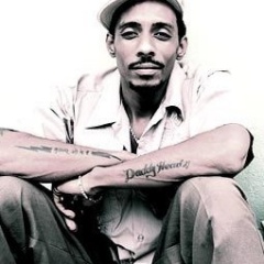 Djinji Brown吉他谱