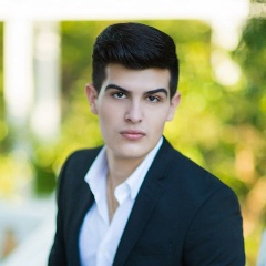 Adriel Favela吉他谱