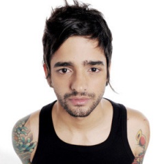 Lucas Silveira吉他谱