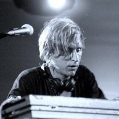 Superpitcher吉他谱