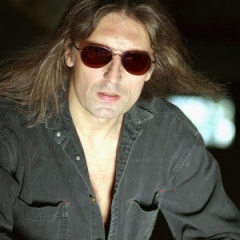 Ales Brichta吉他谱