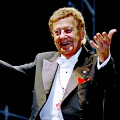 Mariano Mores吉他谱