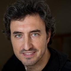 <b>Zacarias M. de la Riva</b>吉他谱