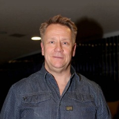 Olli Lindholm吉他谱