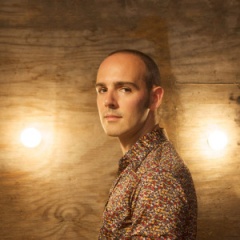 Gregory Douglass吉他谱