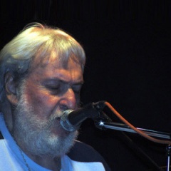 Alfredo Abalos吉他谱