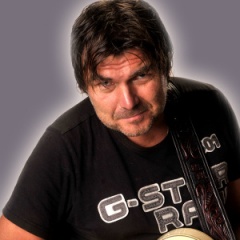 Roman Horky吉他谱