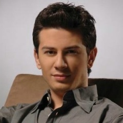 <b>Giorgos Veros</b>吉他谱