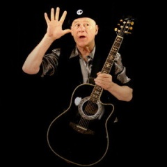 Neil Innes吉他谱