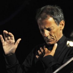 Stavros Xarhakos吉他谱