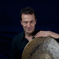 Dirik Schilgen吉他谱
